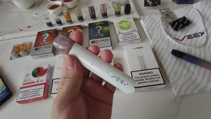 非常漂亮好看的维刻v1白色烟杆