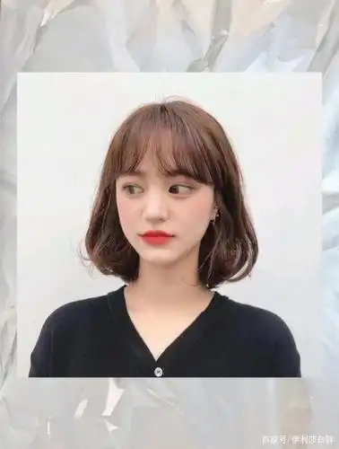 6款夏日温柔短发发型!适合圆脸的显瘦卷发