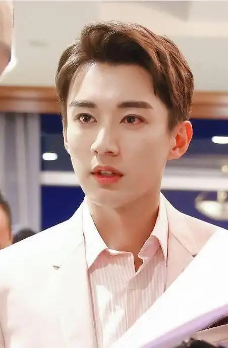 刘学义新剧大爆网友他火了优酷跟着赢麻了