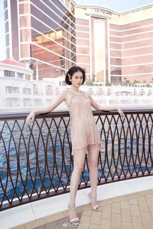 古装戏杨幂柔情热巴似水张雪迎只能用仙儿来形容