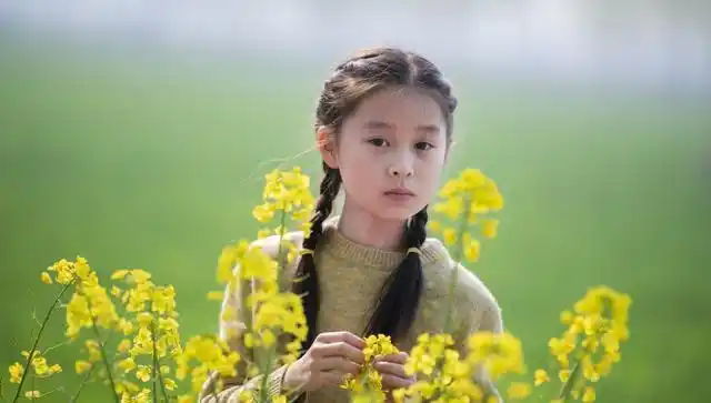 小舍得米桃扮演者合作的都是大咖这个小女孩厉害了