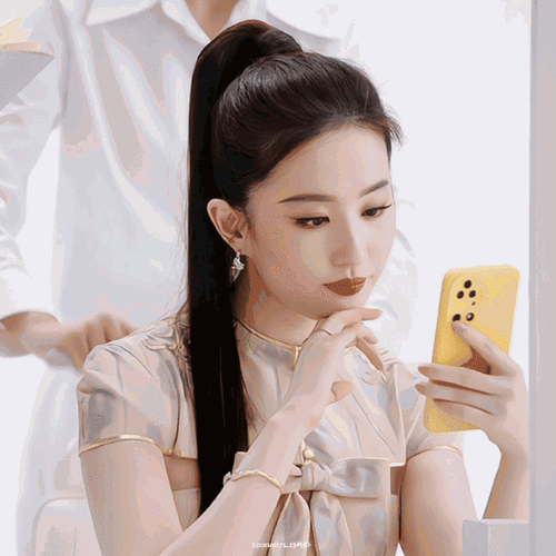 刘亦菲高马尾新中式##刘亦菲新中式look