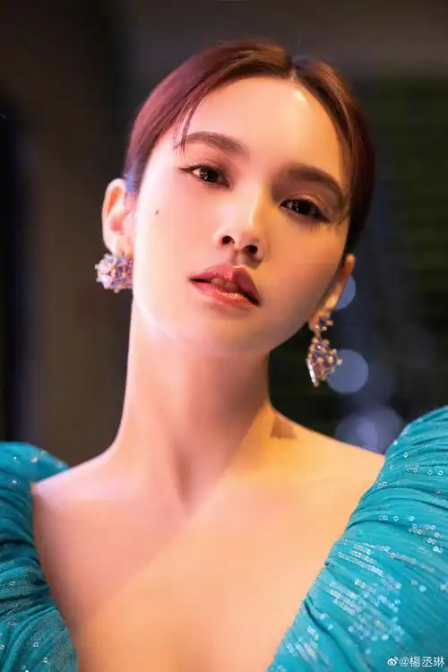 杨丞琳微博写真图片集