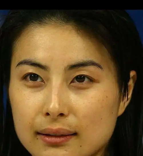 不化妆就很好看是什么体验?