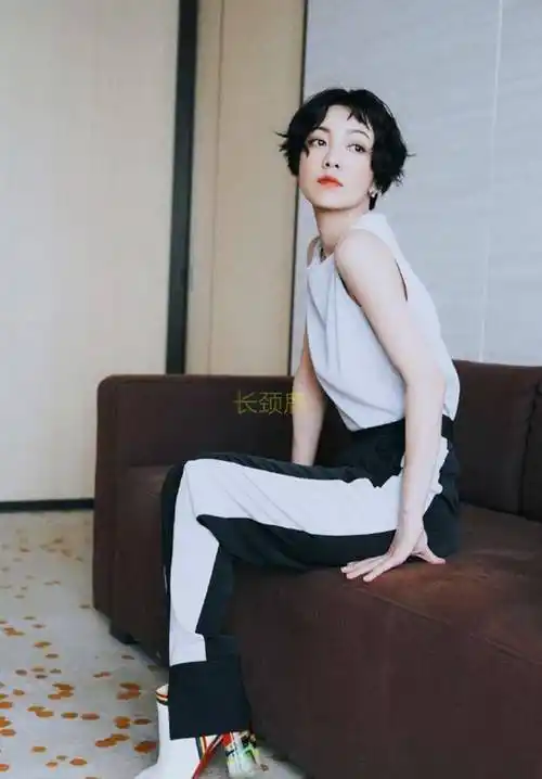 原创娱乐圈那些长腿细腰身材堪比超模实际身高却出人意料的女明星