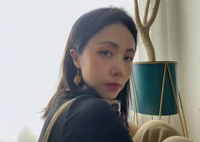 黄磊老婆孙莉更新跳舞视频被网友嘲讽像巫婆做法内心非常强大