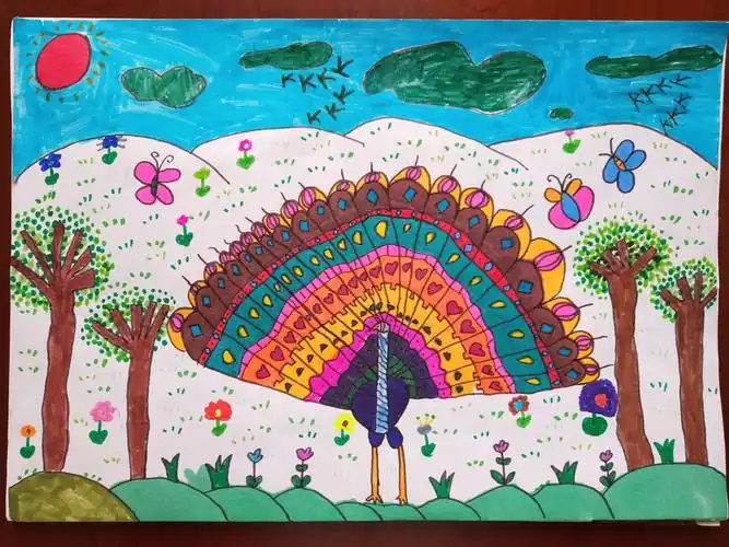 鄂托克旗蒙古族实验小学二年级2班绘画作品《漂亮的孔雀》