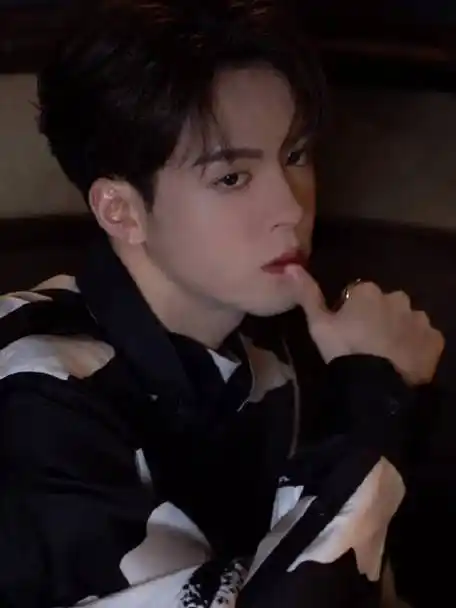 曾舜晞超话  @超级向上official  #晞有日常#  曾舜晞joseph工作室的