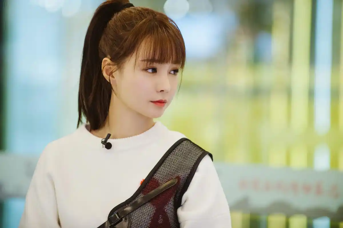 沈梦辰在线催婚,杜海涛却屡屡推脱,难道还在等吴昕?