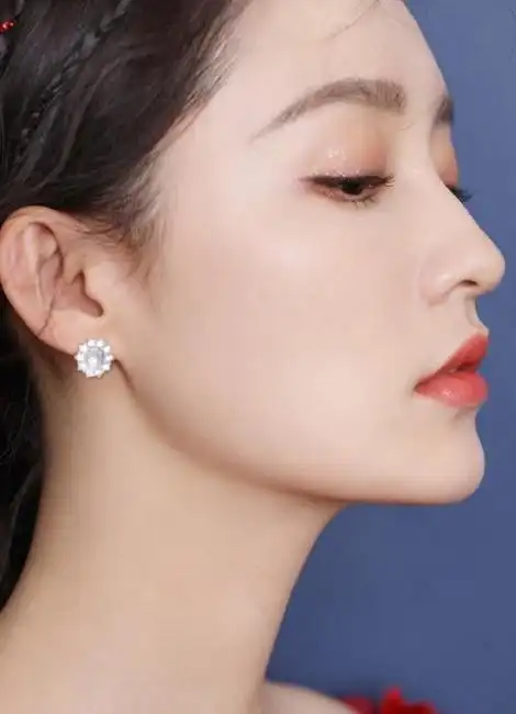 李沁:国家秘密栽培她9年,转身却踏进娱乐圈,背后原因令人感慨