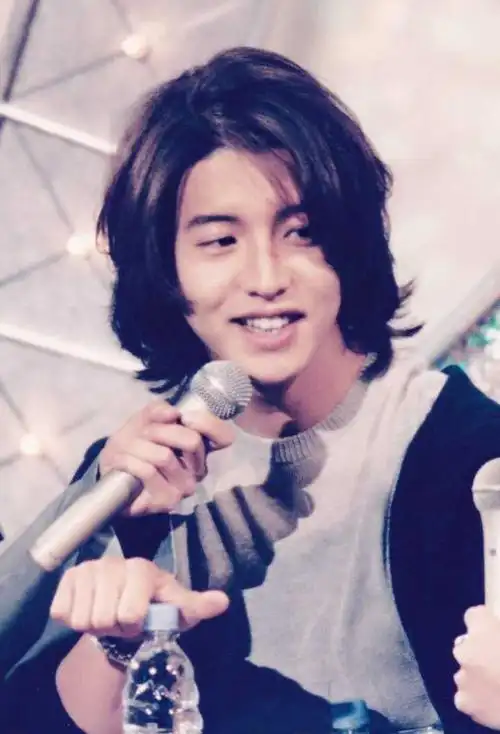 如何评价木村拓哉的长相?