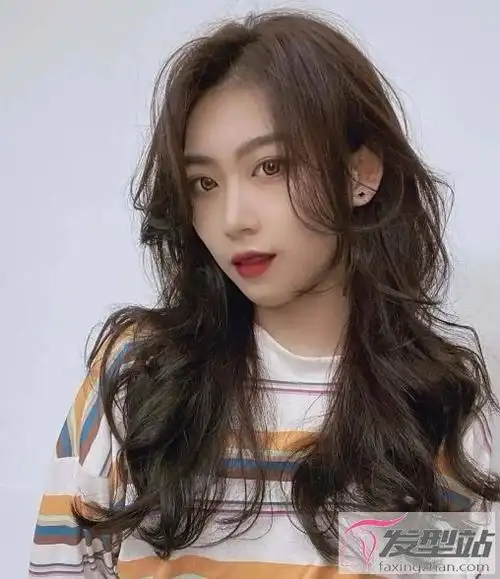 外翻八字刘海怎么卷 时髦显年轻网红刘海推荐