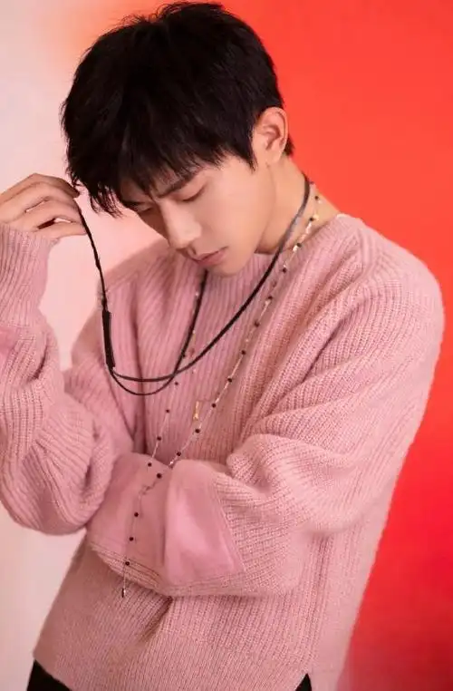 谢娜喊易烊千玺:弟弟,生日快乐,事事如愿,多多见面