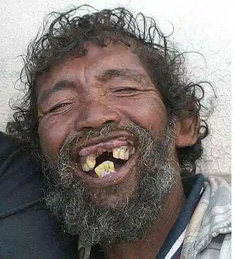 以前非主流的造型,现在确实看着让人接受不了啊!