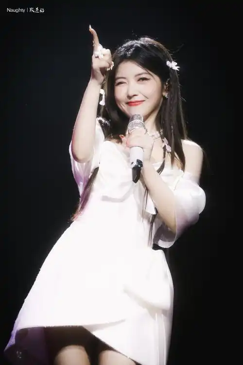 赖美云小七的ab面暖冬音乐会