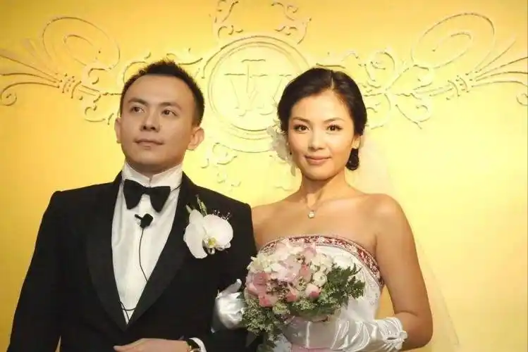 刘涛:结婚15年,当了12年赚钱"机器",她后悔了吗?_演艺圈_刘娥_李玮珉