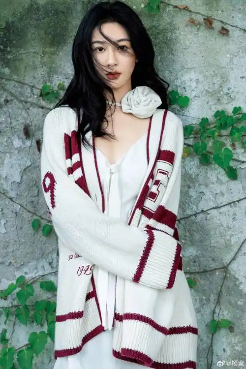 肖战和杨紫一起吃饭是造谣,狗仔都看不下去,直接晒证据进行辟谣_时间