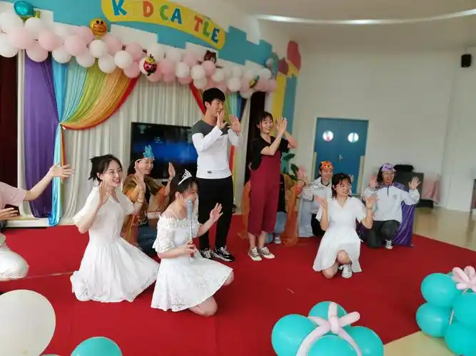 【莱茵园小小一班】开心六一,别样精彩——儿童节花絮