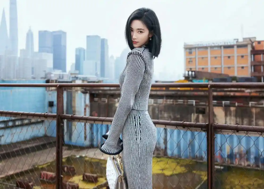 星闻#  许佳琪性感曲线~ 身材真好,令人羡慕~ #许佳琪写真集