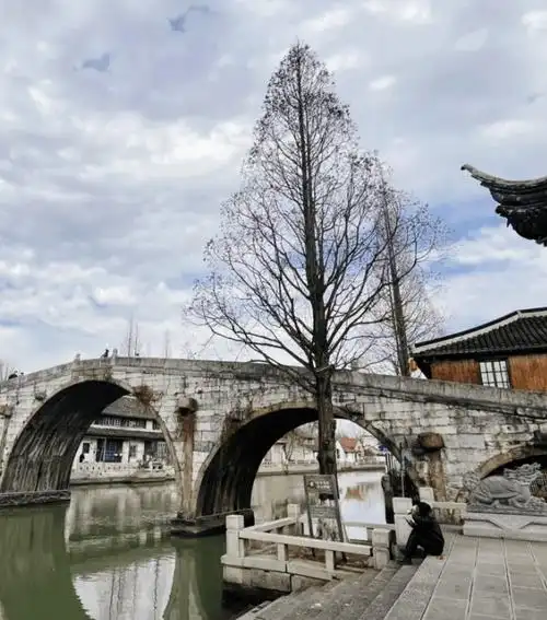 go享松江 | 松江这条老街,有历史味儿,有儿时的回忆,好吃好玩又好逛