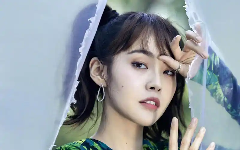 张佳宁甜美双马尾高清桌面壁纸