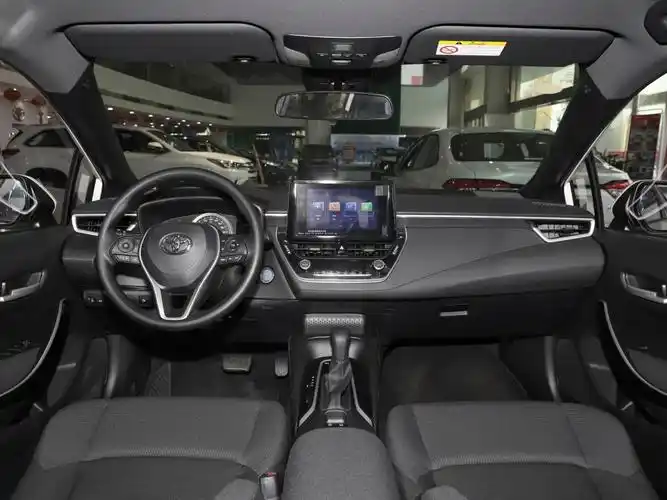 广汽丰田 雷凌 2022款 双擎 1.8h e-cvt领先版