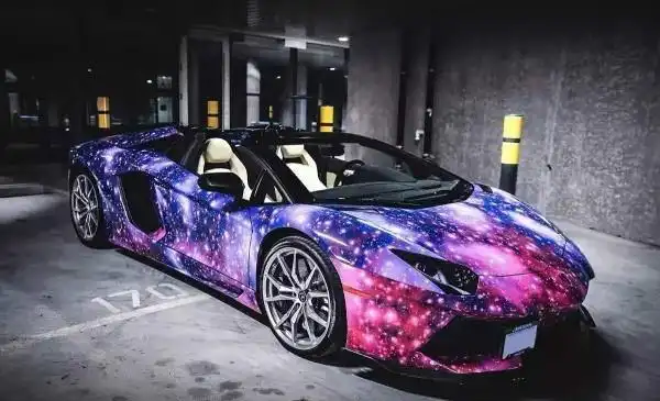 众泰高仿兰博基尼星空闪耀太个性仅售16万