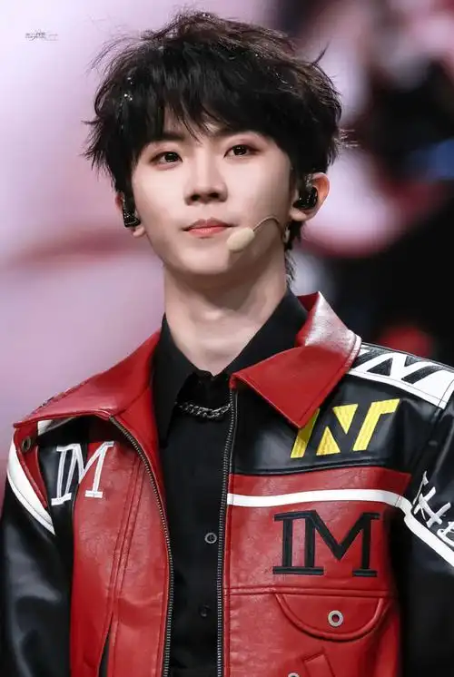 马嘉祺叁重楼暨出道四周年演唱会