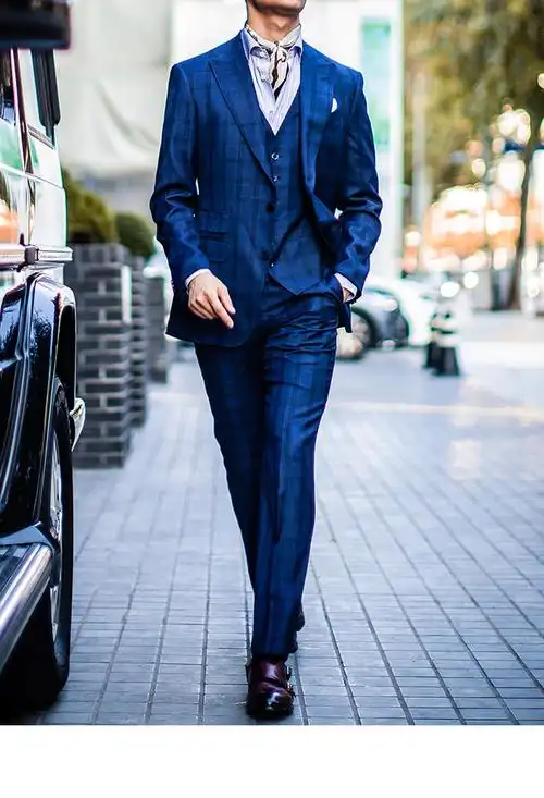 面议成交类型 : 定制袖长 : 长袖面料颜色 : 蓝色西装款式 : 可定制