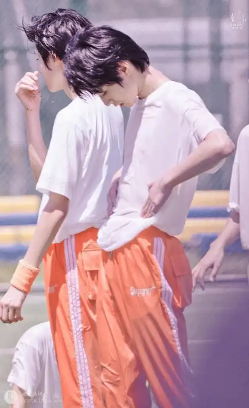 文哥这是在找腹肌吗 彩蛋有惊喜