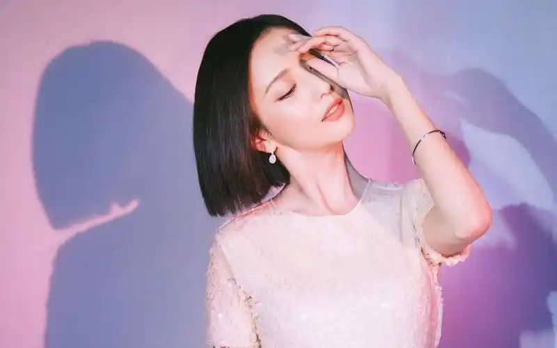 大陆明星,性感美女,佟丽娅,高清,美女写真,大陆明星,壁纸,1920x1200