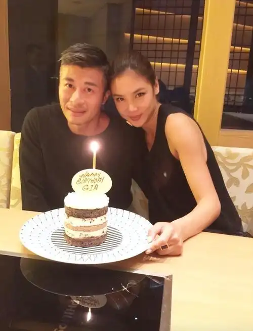 回顾11年后再看黎明和乐基儿的婚姻才明白离婚是最好的选择
