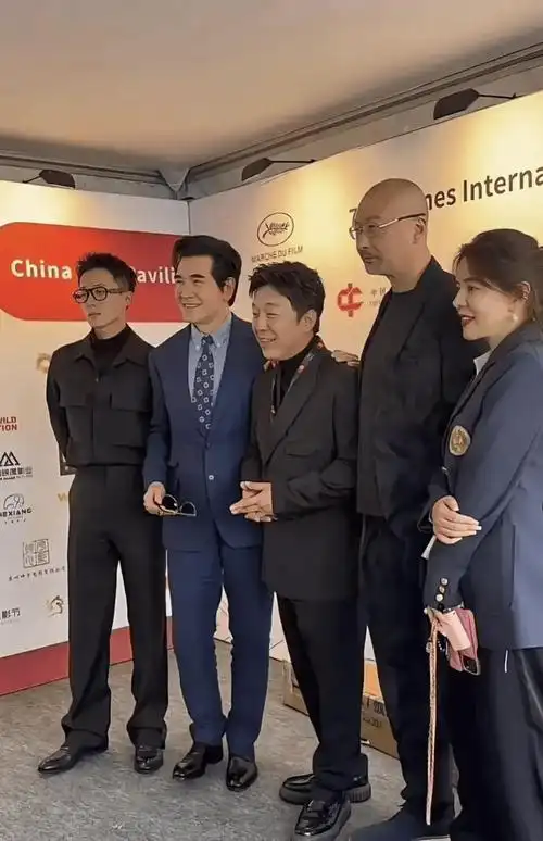 例如刘烨和高虎,两人都拥有185厘米以上的身高.