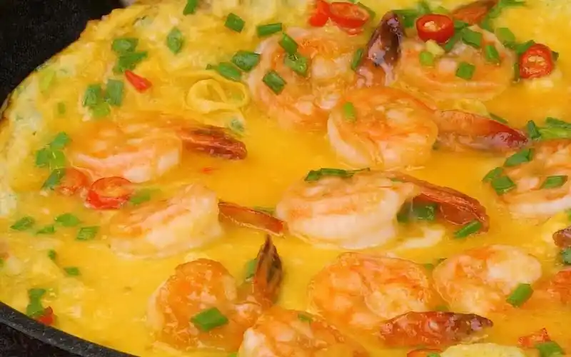 虾仁煎鸡蛋,我每周都做两三次给孩子吃,做法简单又营养!