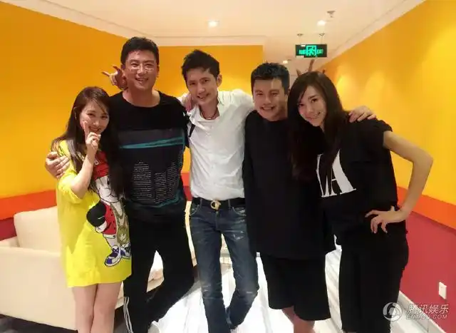 马苏夏日里的春天腾讯娱乐  2015-10-15 00:04