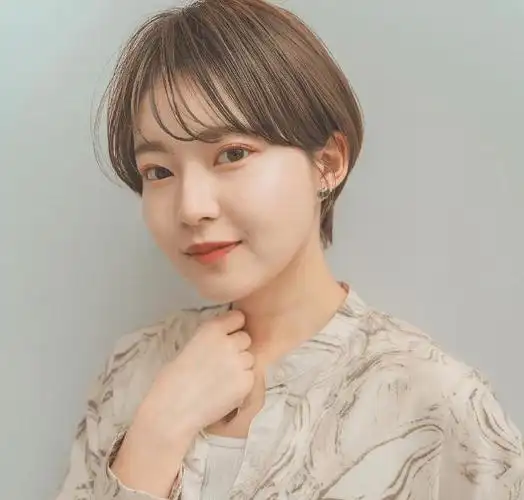 日系文艺短发图片时尚发型清新减龄