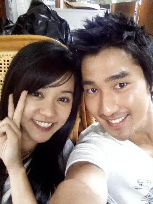 "情场老手"陈意涵,谈了47任前男友后选了个"丑男"做老公