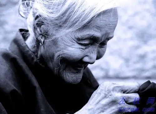 把碗留给母亲洗,文章很短,却很感人!