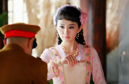 《末代皇帝》格格孙耀琦变狱中新娘