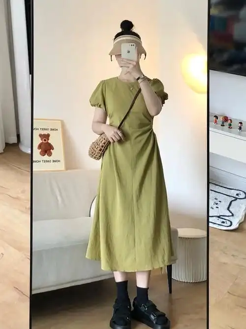 158106微胖梨形芥末绿连衣裙好显白啊