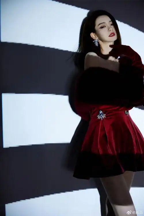 火星情报局##戚薇lookbook##戚薇时尚图鉴