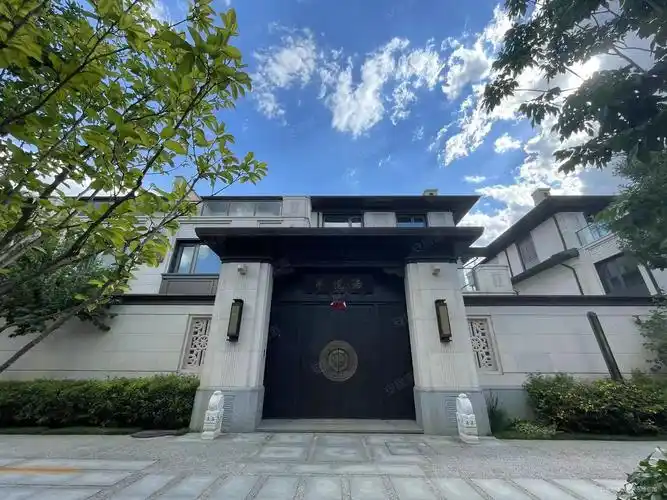 景粼原著东区别墅