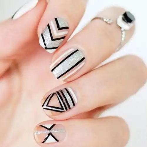 2015美甲图片短款 短指甲也能玩出t台大牌风_美容护肤知识大全_百度