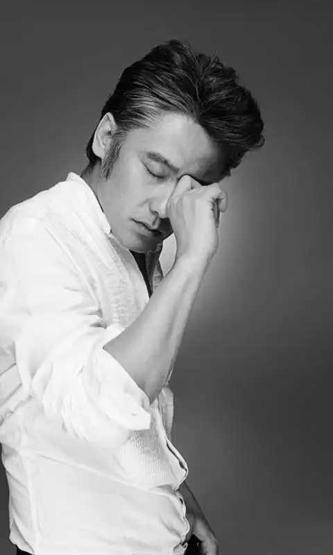 卖萌大叔吴秀波高清写真手机壁纸下载第二辑