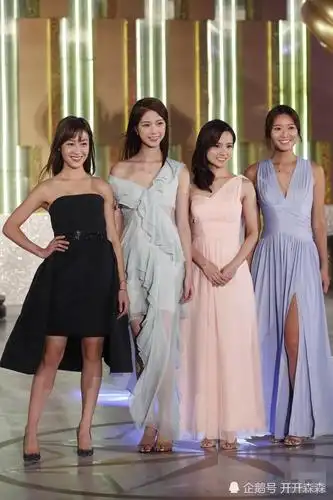 tvb众女星同台比美,单文柔王君馨美艳,唐诗咏稳占c位!