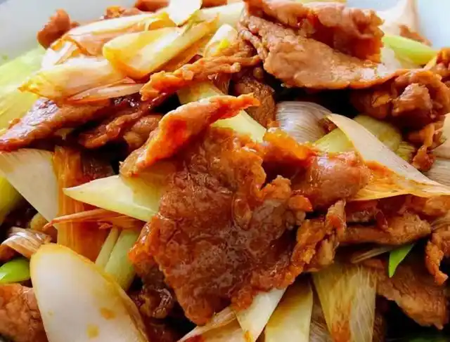 葱爆羊肉软嫩多汁鲜香美味