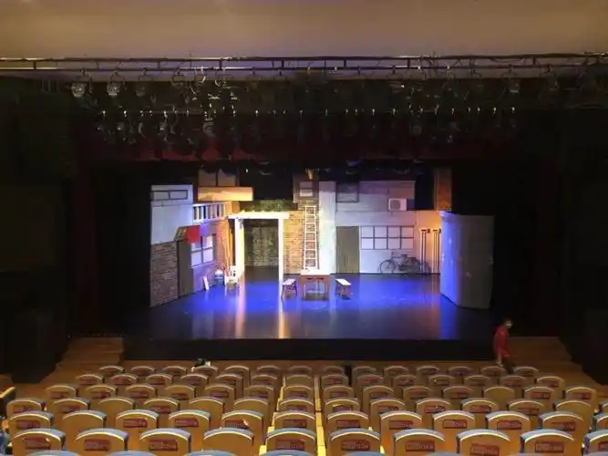 正佳开心麻花剧场开show三月多部好戏连番上演