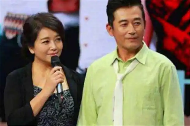 年龄相差15岁的江珊与张博恋爱