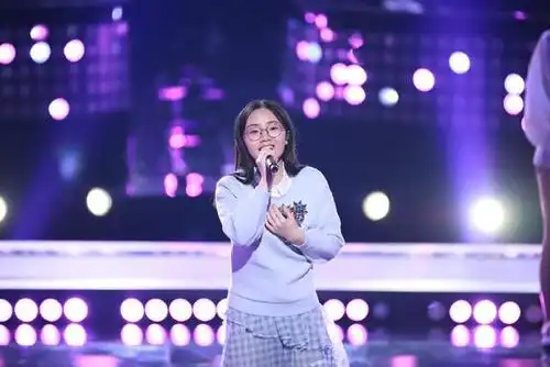 郭沁获中国新歌声2亚军!网友:这次真不是内定!