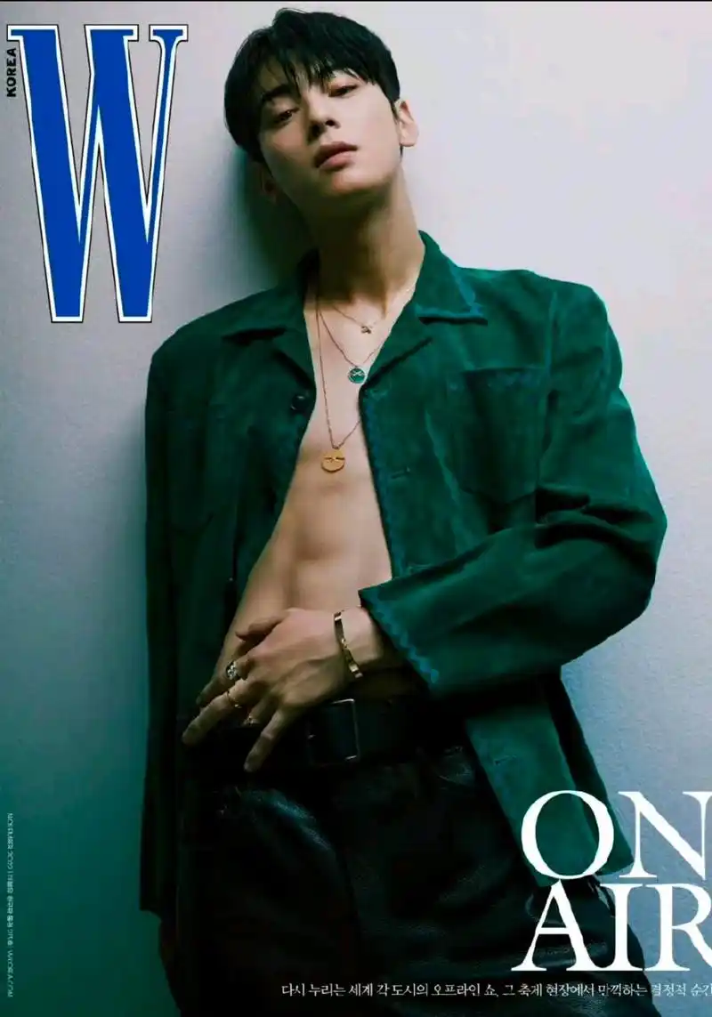 大漏腹肌,脸蛋天才车银优腹肌照来袭,让粉丝们直呼老公!